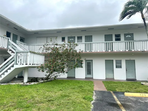 $94,000 | 6740 Arbor Drive, Unit 204, Miramar, FL 33023