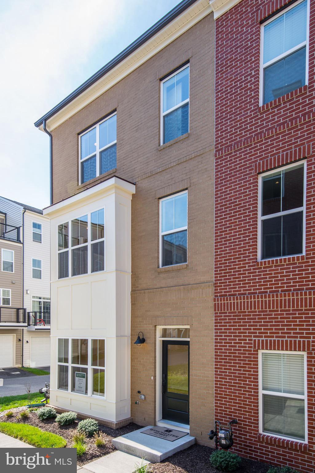 117 Kandinsky Loop Silver Spring, MD 20906 - Photo 2 of 16 Exterior (Front)