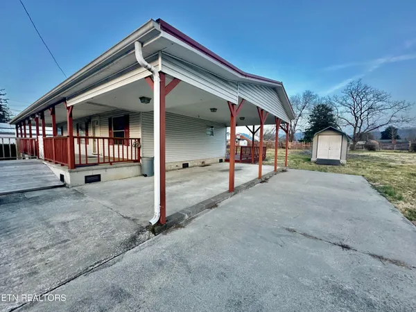 $105,000 | 925 Winchester Avenue, Middlesboro, KY 40965