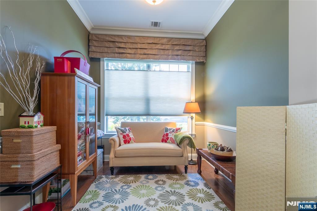 4102 Piermont Road Tenafly, NJ 07670 - Photo 7 of 31