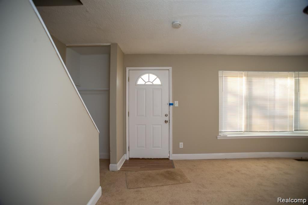 169 Goodell Street River Rouge, MI 48218 - Photo 5 of 21 DSC_9230.jpg