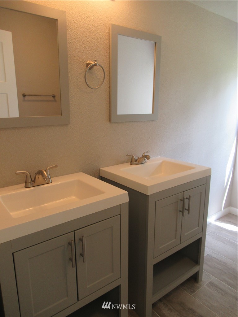 530 Southwest Wycoff Road Port Orchard, WA 98367 - Photo 8 of 19 Gallery Image 8