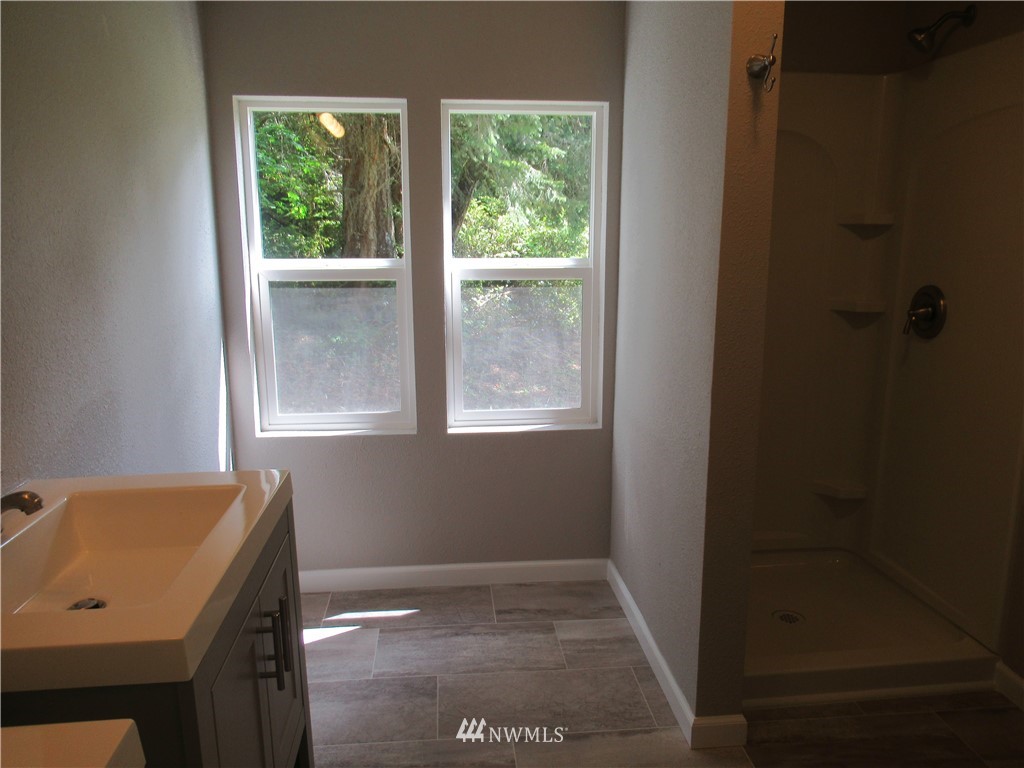 530 Southwest Wycoff Road Port Orchard, WA 98367 - Photo 9 of 19 Gallery Image 9