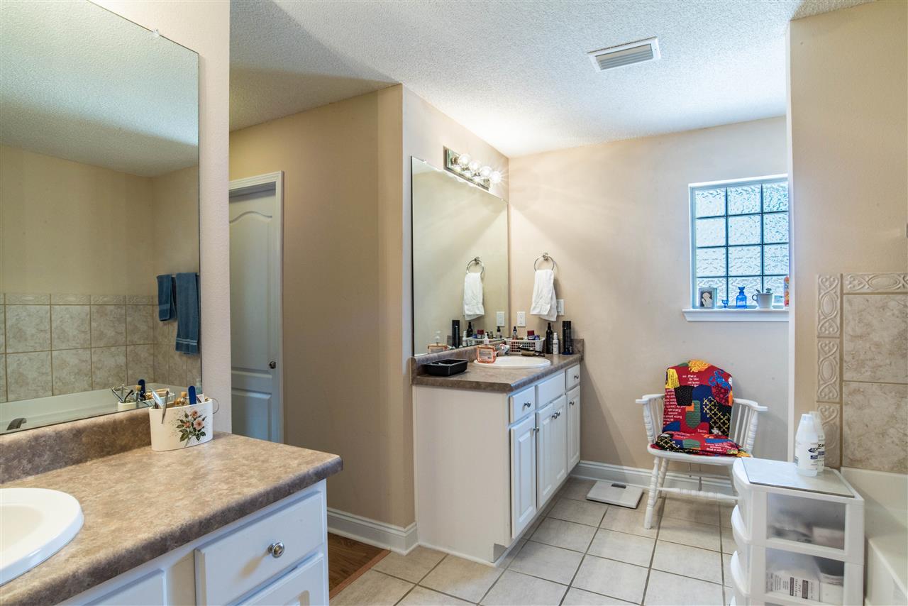 1060 Destin Avenue Foley, AL 36535 - Photo 11 of 33