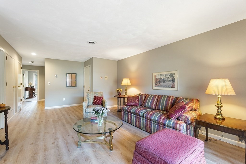 14 Concord Greene, Unit 3 Concord, MA 01742 - Photo 11 of 29