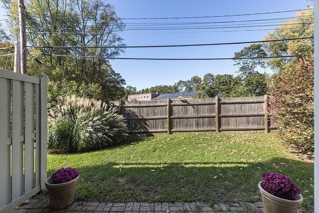 14 Concord Greene, Unit 3 Concord, MA 01742 - Photo 21 of 29