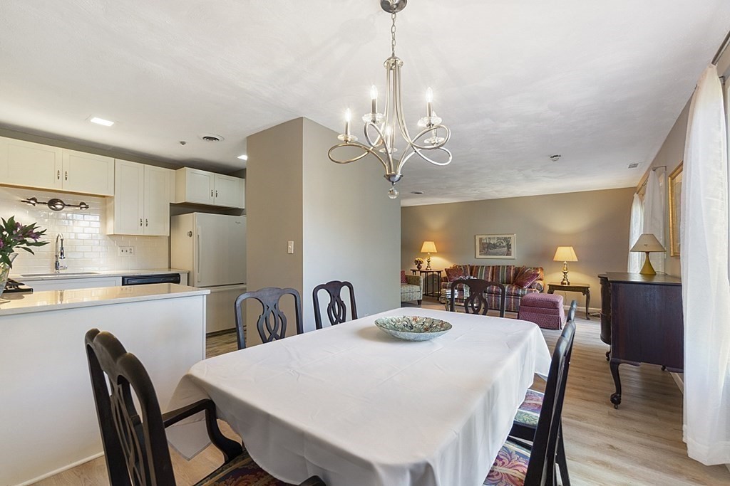 14 Concord Greene, Unit 3 Concord, MA 01742 - Photo 8 of 29