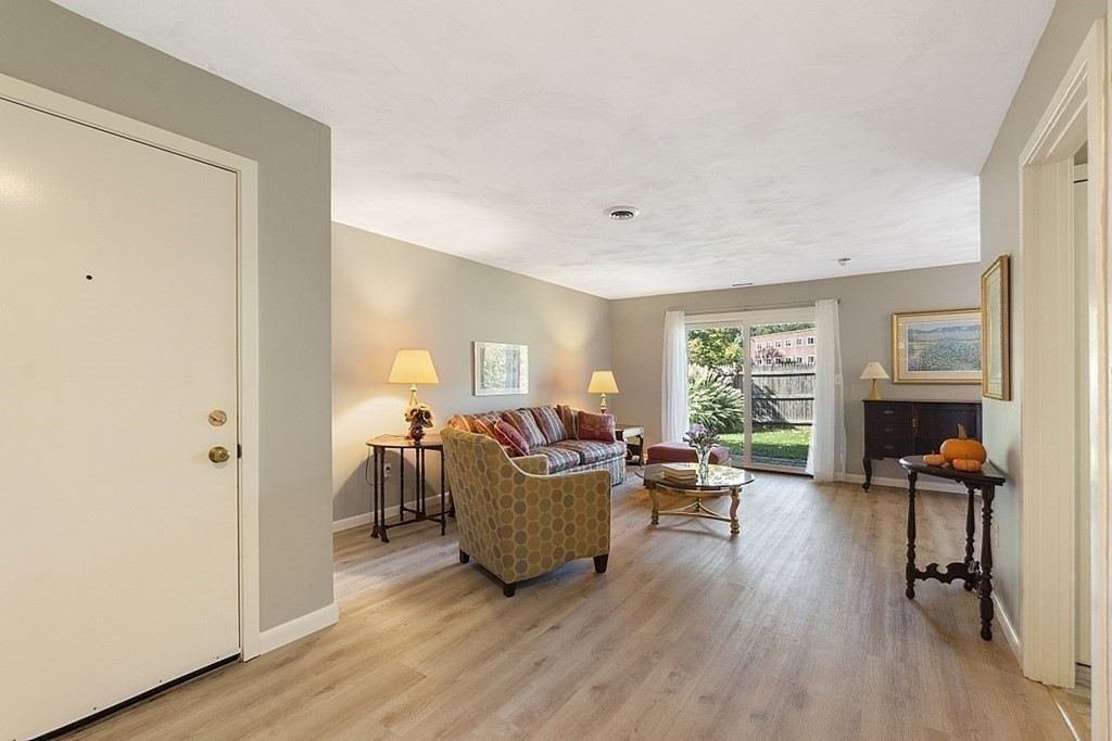 14 Concord Greene, Unit 3 Concord, MA 01742 - Photo 10 of 29