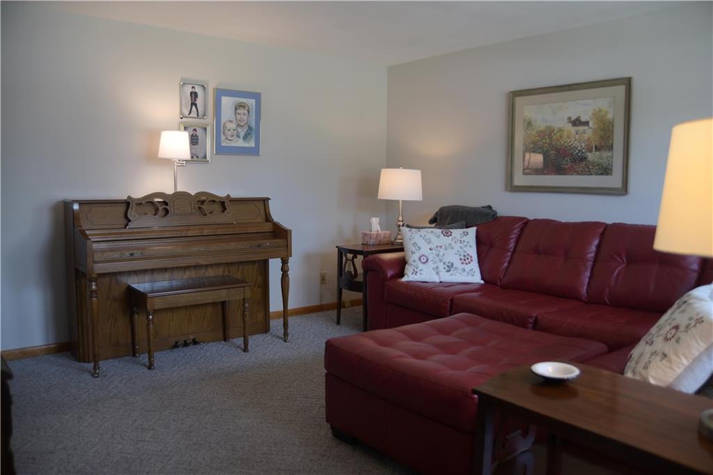 4239 Nevada Road Springfield, OH 45503 - Photo 11 of 22