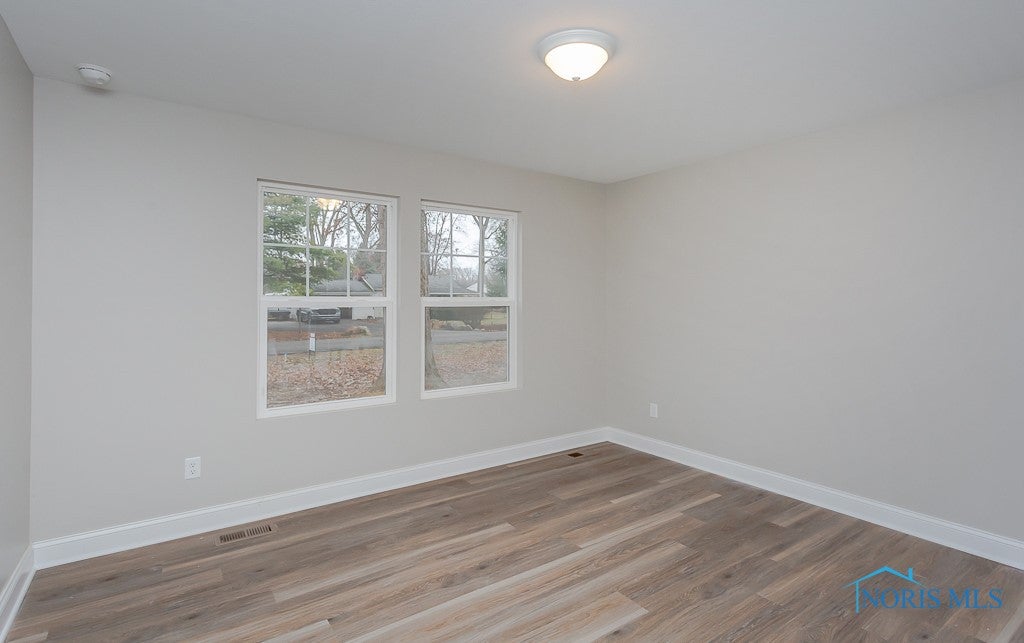 6016 Meade Road Sylvania, OH 43560 - Photo 19 of 33 Photos from previous completed build - Main level bedroom/office