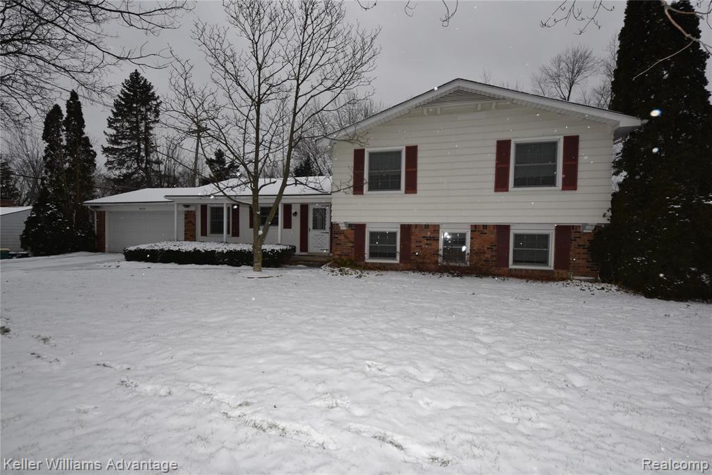 26137 Middlebelt Road Farmington Hills, MI 48334 - Photo 1 of 21