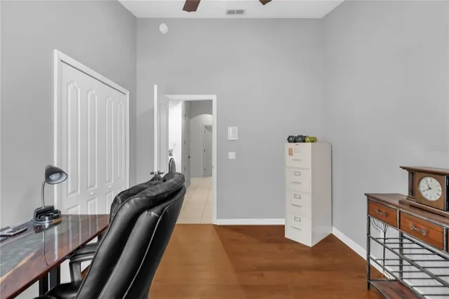 a view of a livingroom with furniture