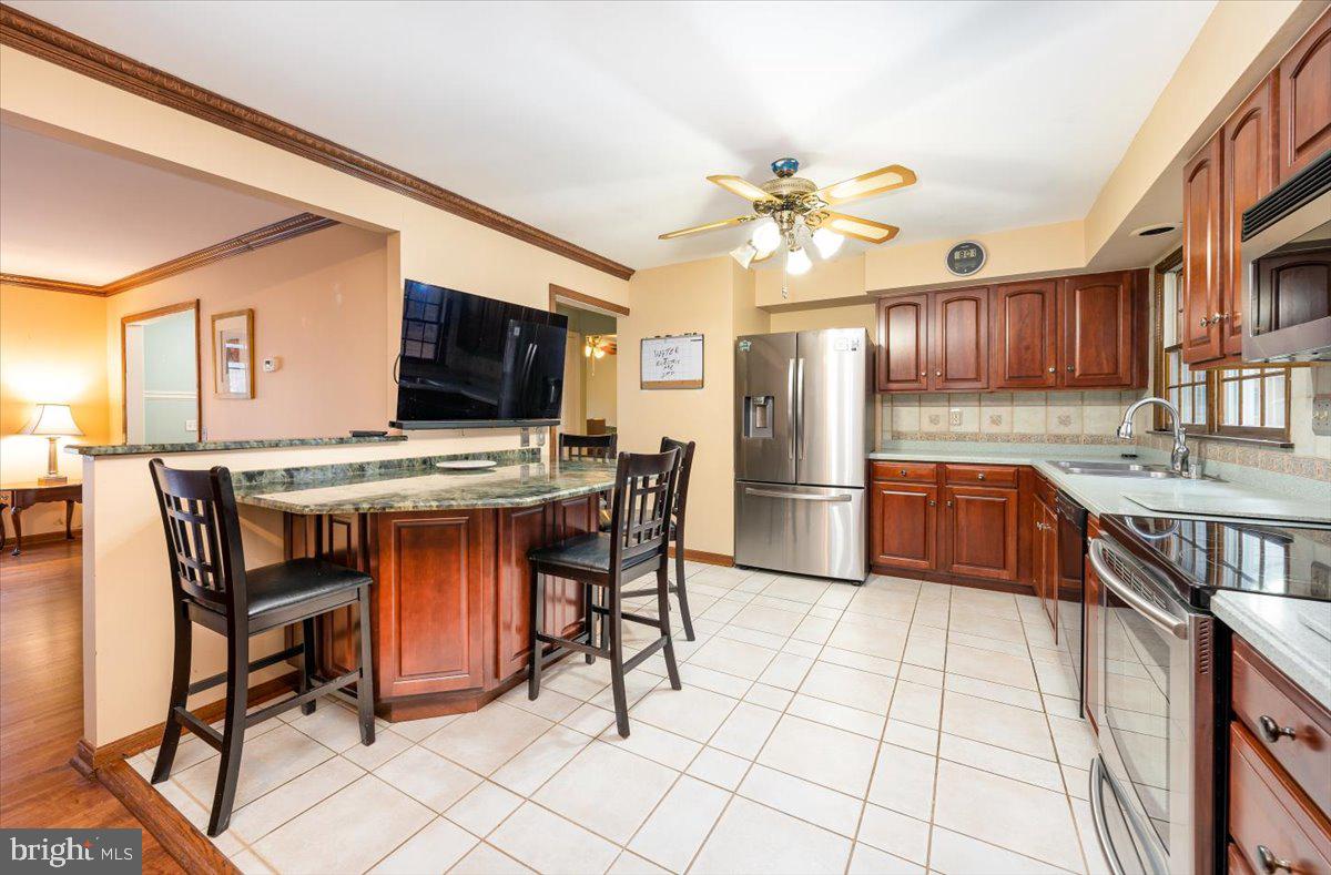 10209 Snowden Road Laurel, MD 20708 - Photo 17 of 36 Ceramic Tile