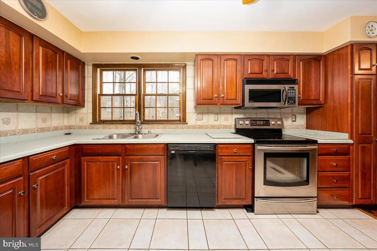 10209 Snowden Road Laurel, MD 20708 - Photo 19 of 36 Cook & Create