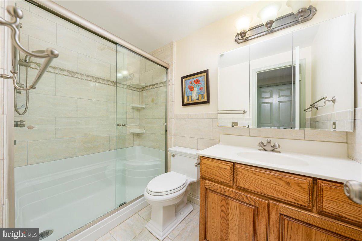 10209 Snowden Road Laurel, MD 20708 - Photo 26 of 36 Primary Bathroom