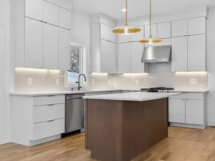 $899,000 | 142 Birch Street, Unit 2, Boston, MA 02131