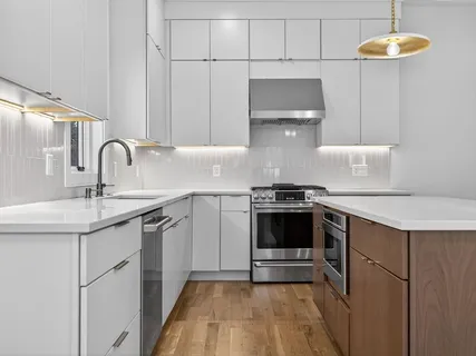 $899,000 | 142 Birch Street, Unit 2, Boston, MA 02131