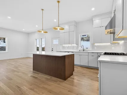 $899,000 | 142 Birch Street, Unit 2, Boston, MA 02131