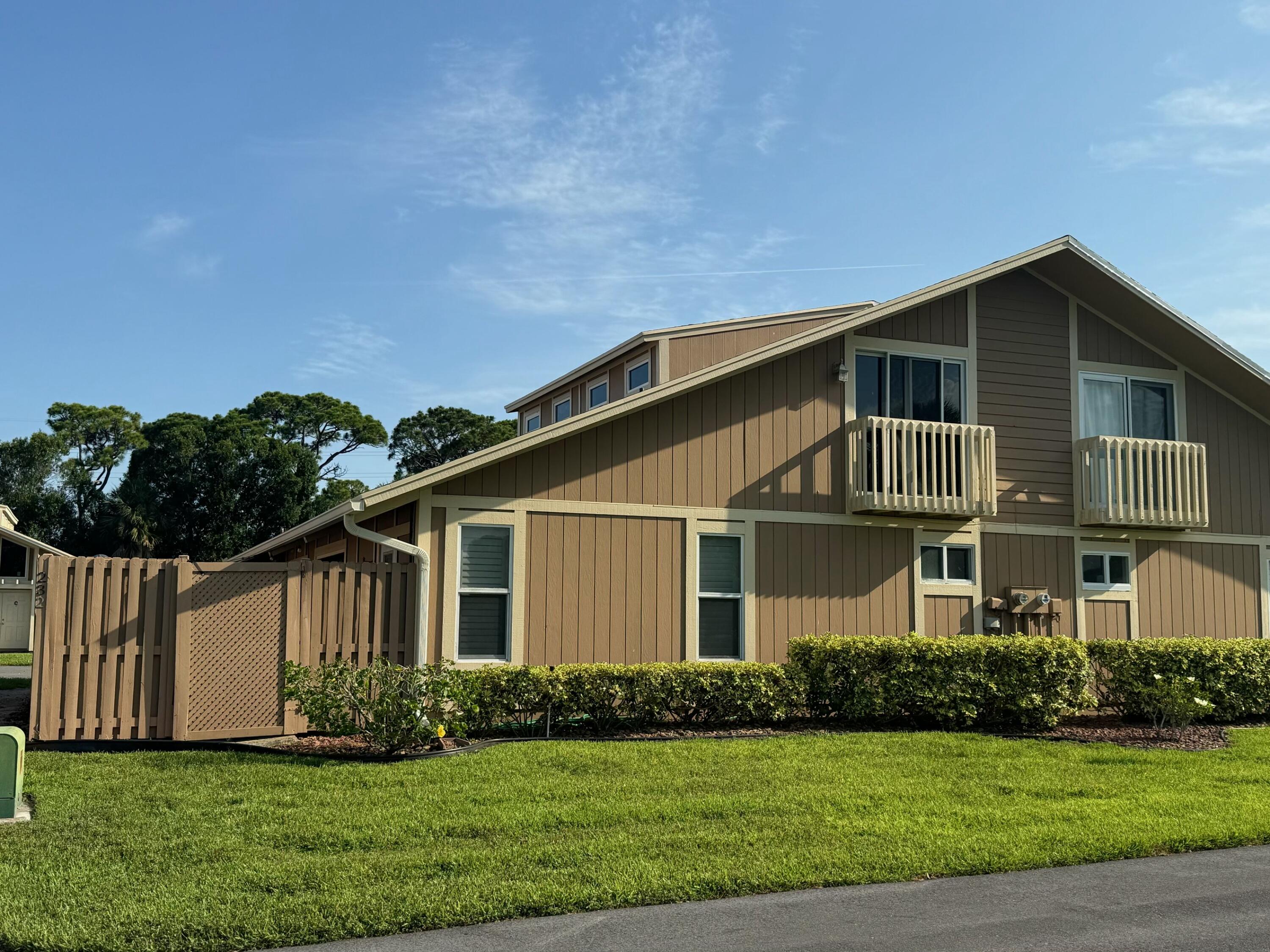 232 Maplecrest Circle Jupiter, FL 33458 - Photo 1 of 9 002.jpg