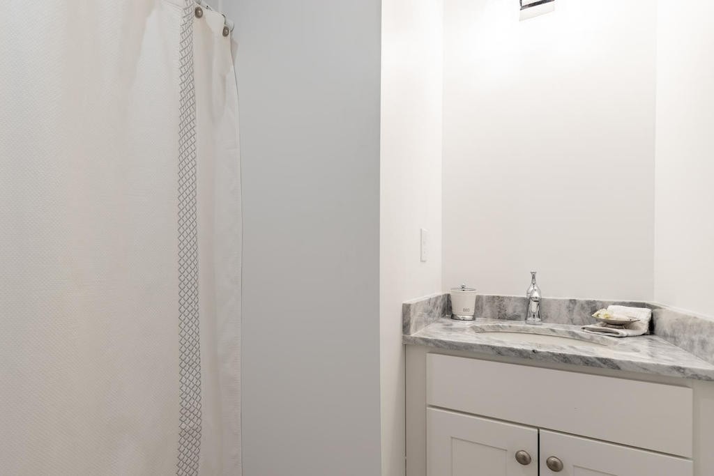 52 Sanborn Street, Unit 7 Reading, MA 01867 - Photo 29 of 33