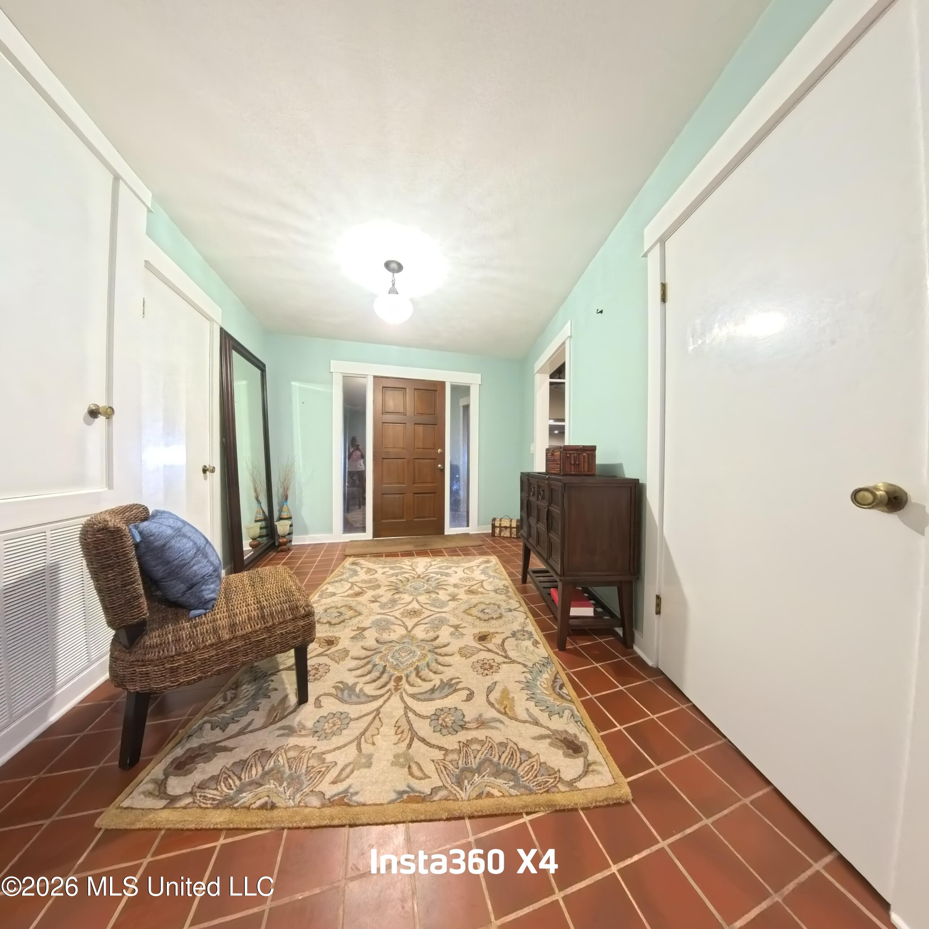 178 Williams Lane Lucedale, MS 39452 - Photo 7 of 27 williams foyer