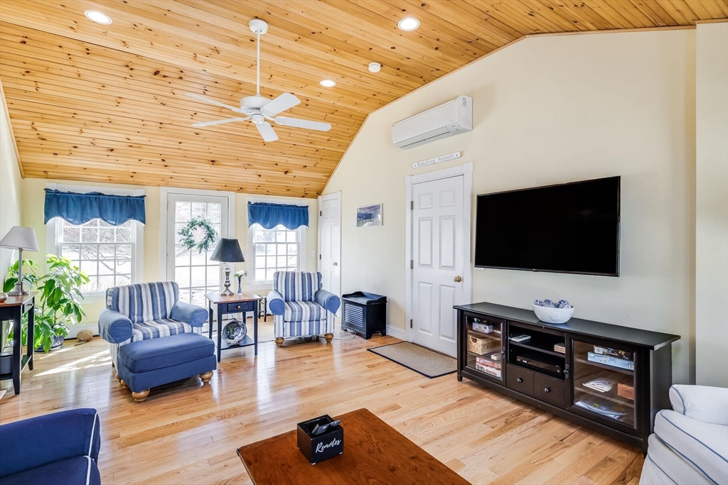 30 Beach Road, Unit 30 Orleans, MA 02653 - Photo 17 of 42