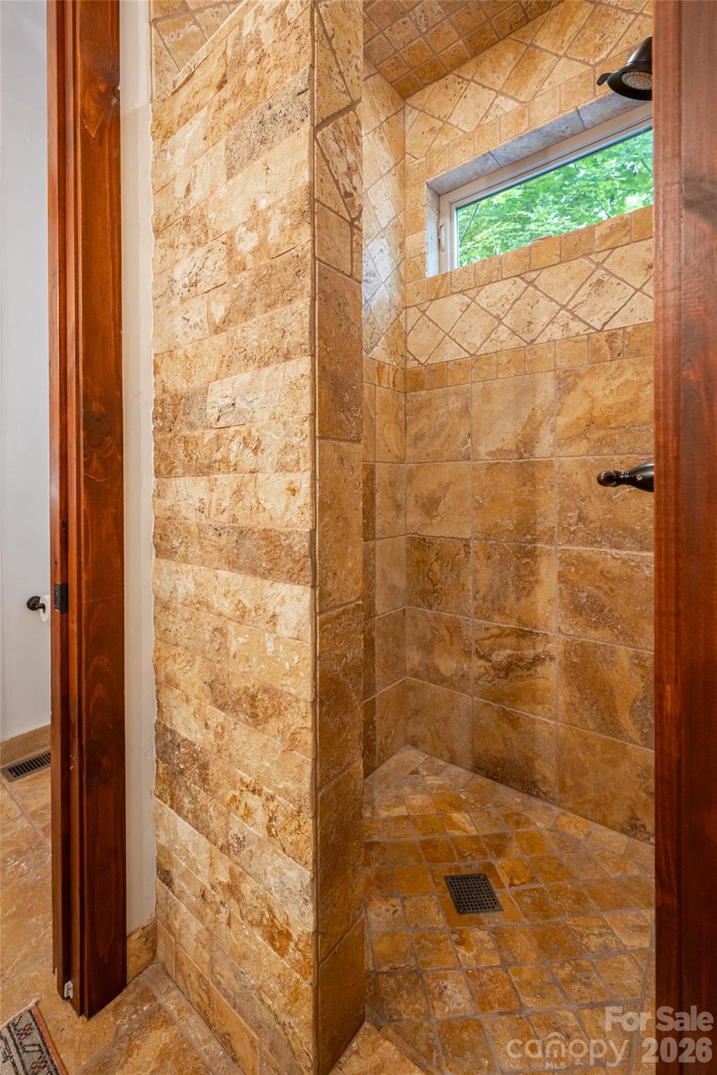 18 Woodlink Road Asheville, NC 28801 - Photo 32 of 41 Gallery Image 32