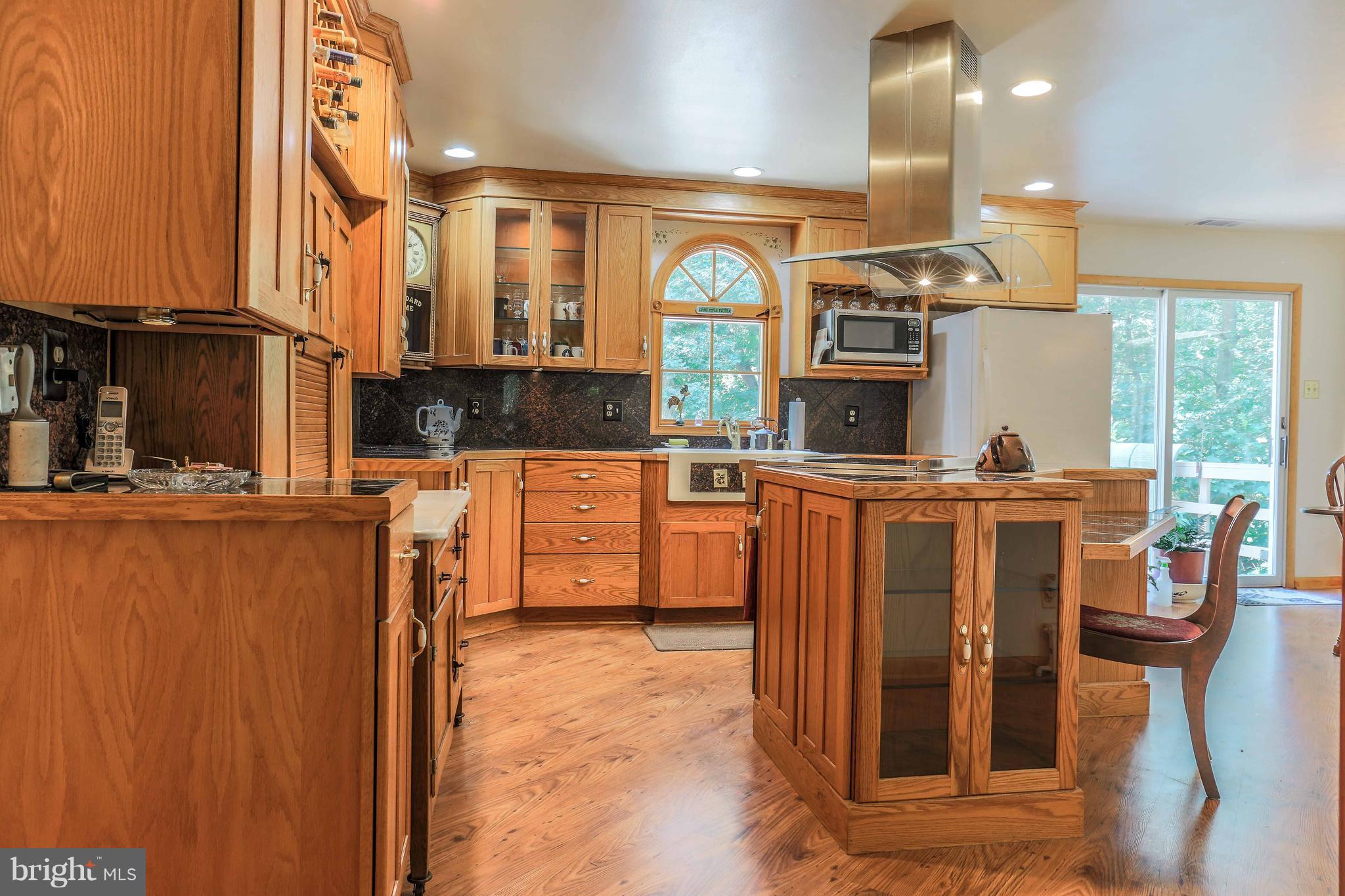 552 Trimble Road Joppa, MD 21085 - Photo 6 of 28 Kitchen