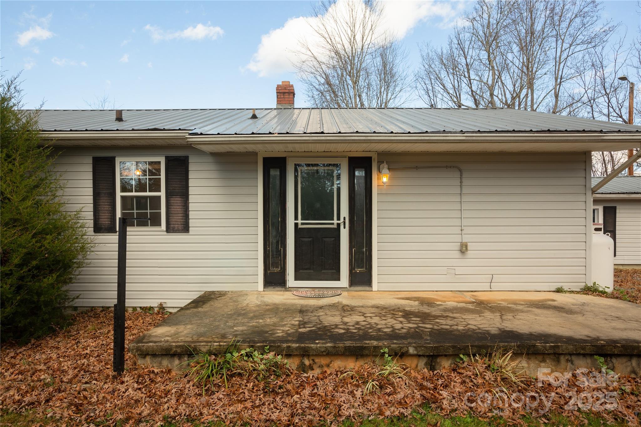 333 Oakview Park Road Asheville, NC 28803 - Photo 26 of 31 a view of a house with a outdoor space