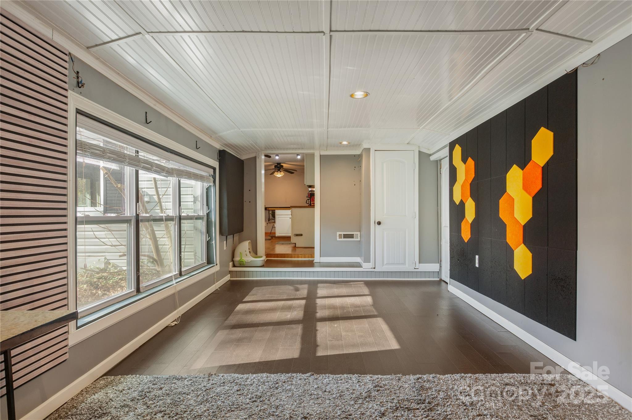 333 Oakview Park Road Asheville, NC 28803 - Photo 8 of 31 a view of a room with window and couch