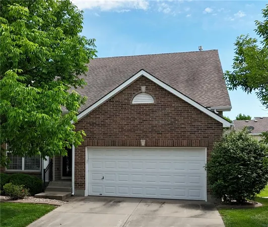 $289,000 | 1147 Southwest Arborfair Drive, Lee's Summit, MO 64082