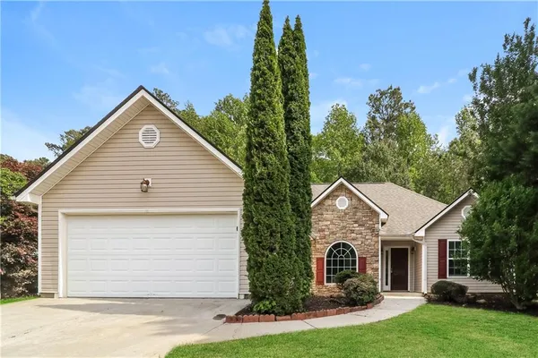 $2,075 | 187 Alexis Drive, Dallas, GA 30132