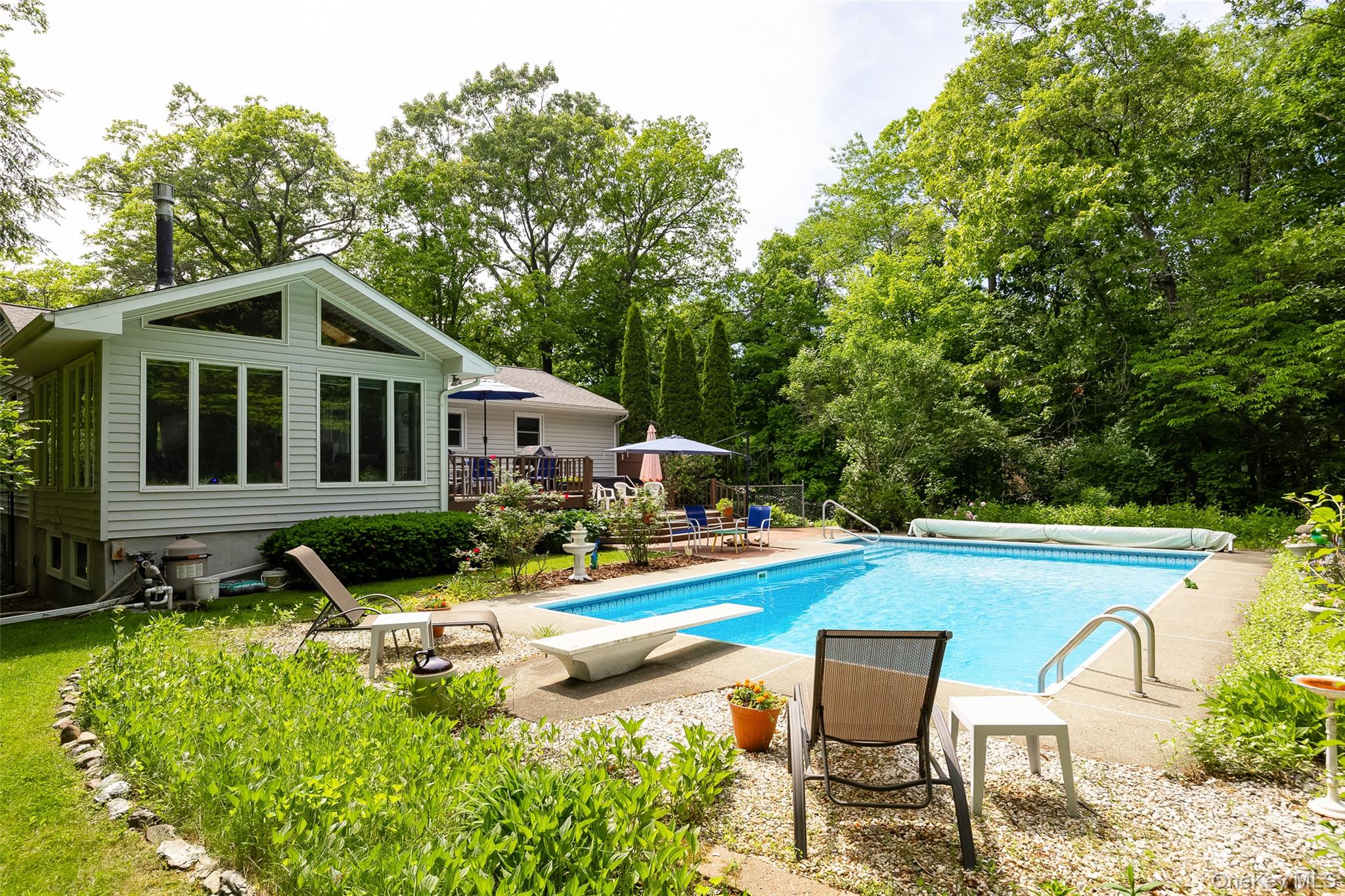 16 Dose Road Wappingers Falls, NY 12590 - Photo 4 of 32