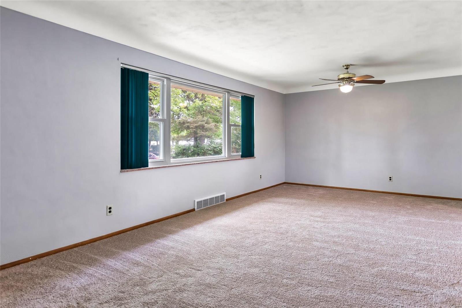 4925 Ringer Road St. Louis, MO 63129 - Photo 13 of 24 Gallery Image 13