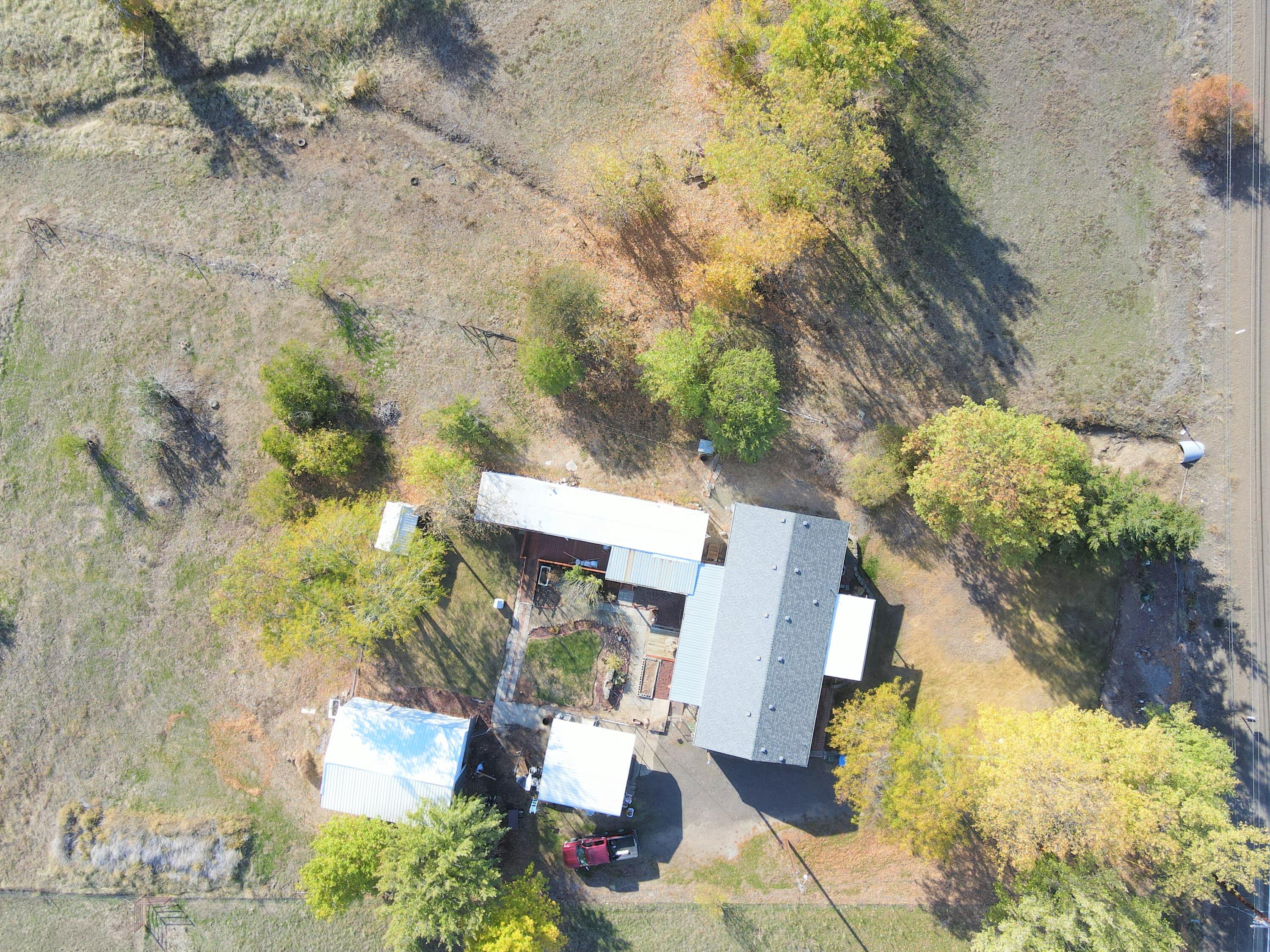4035 Dodge Road White City, OR 97503 - Photo 27 of 34 Photo Oct 07, 4 09 14 PM