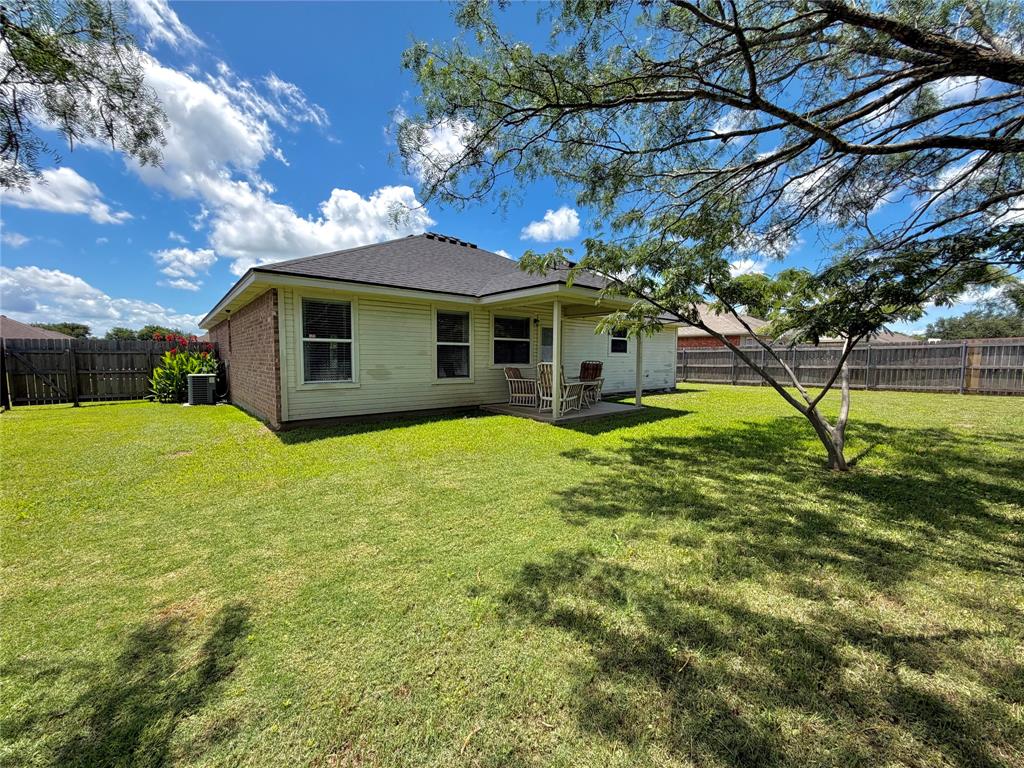 2005 Sabine Drive Waco, TX 76708 - Photo 20 of 22