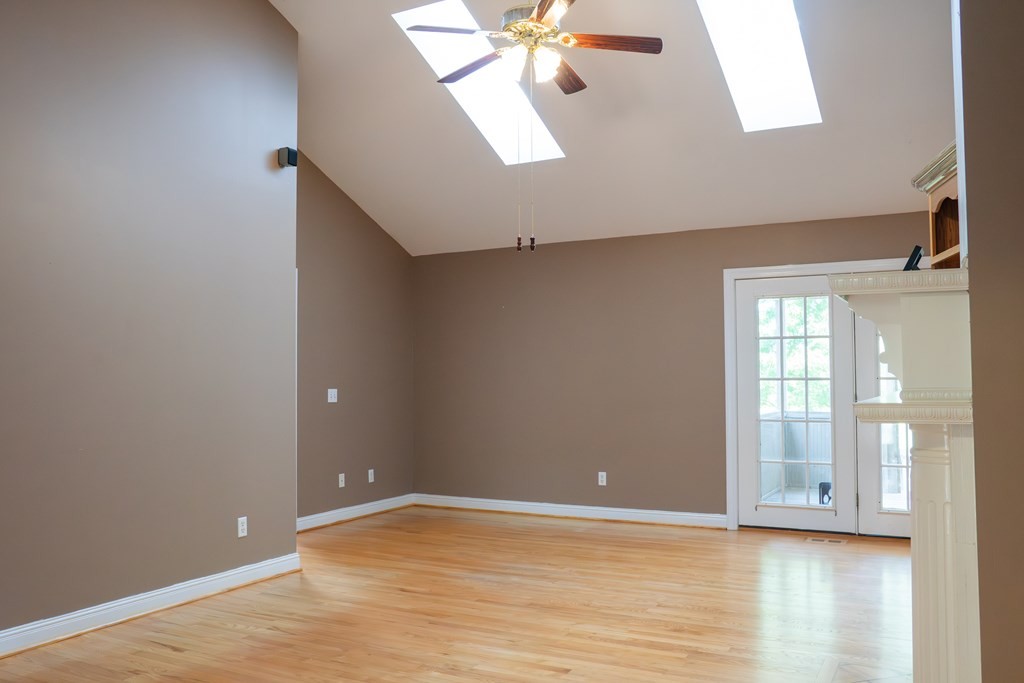 1776 Zeb Warren Road Cookeville, TN 38506 - Photo 3 of 34 Gallery Image 3