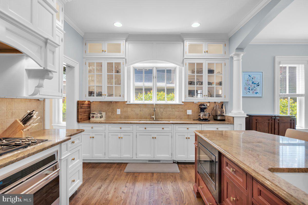 218 Chestnut Street Haddonfield, NJ 08033 - Photo 11 of 43 Gallery Image 11