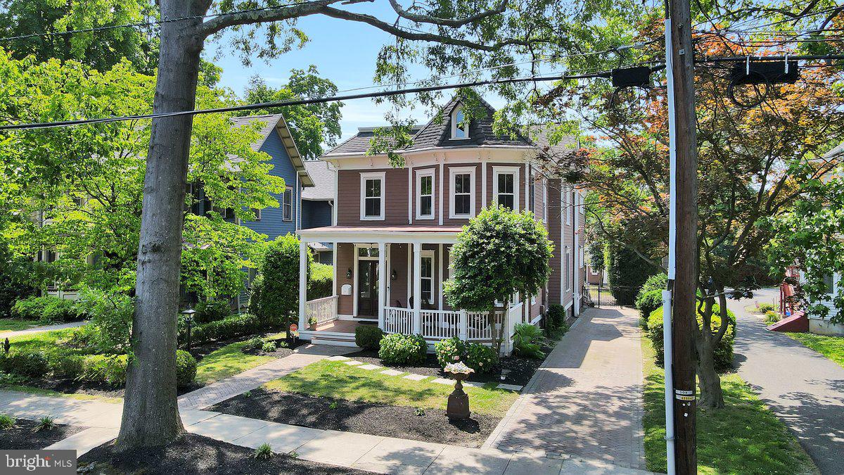 218 Chestnut Street Haddonfield, NJ 08033 - Photo 4 of 43 Gallery Image 4