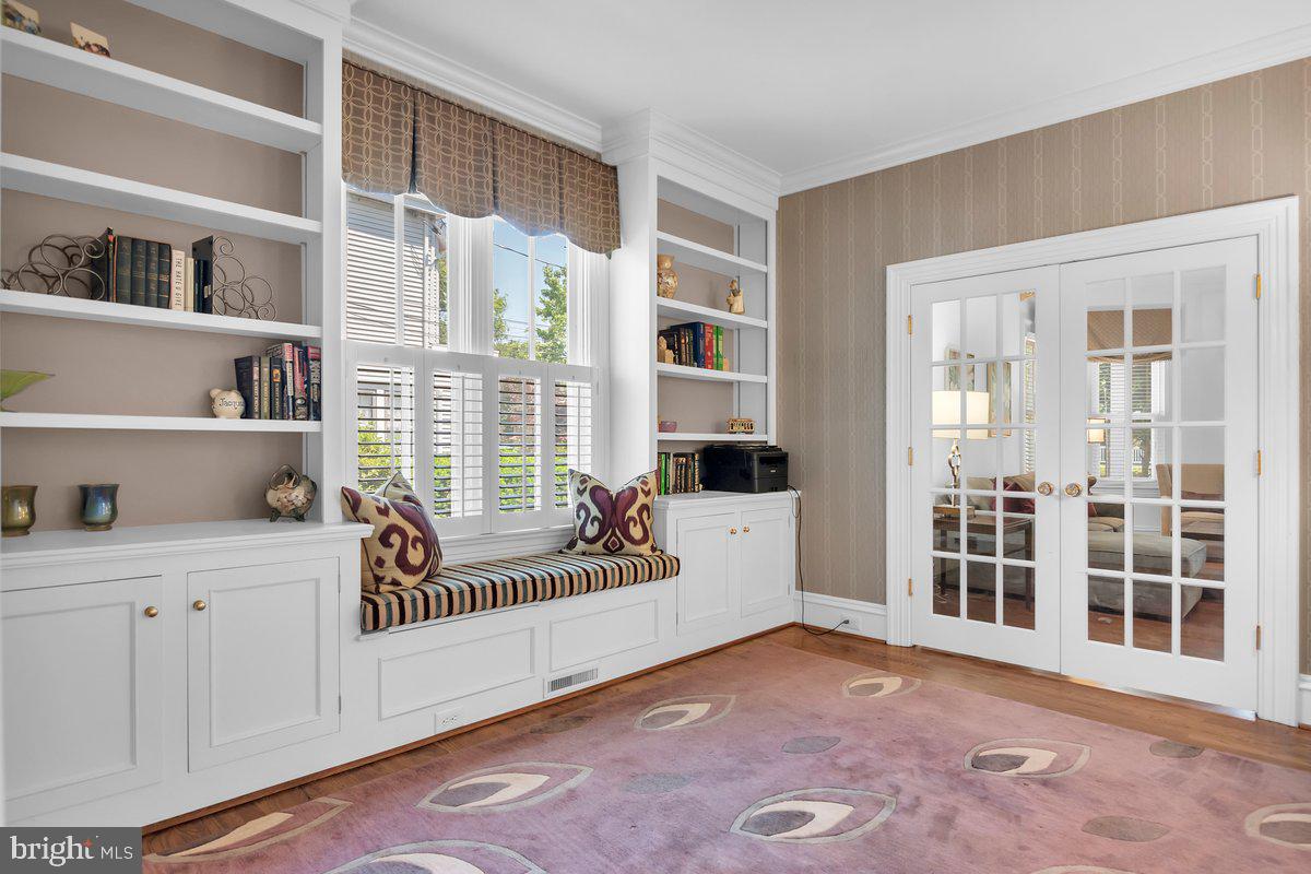 218 Chestnut Street Haddonfield, NJ 08033 - Photo 10 of 43 Gallery Image 10