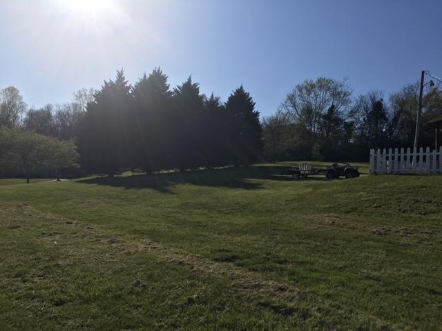 218 Woolsey Road Harriman, TN 37748 - Photo 4 of 17 Back
