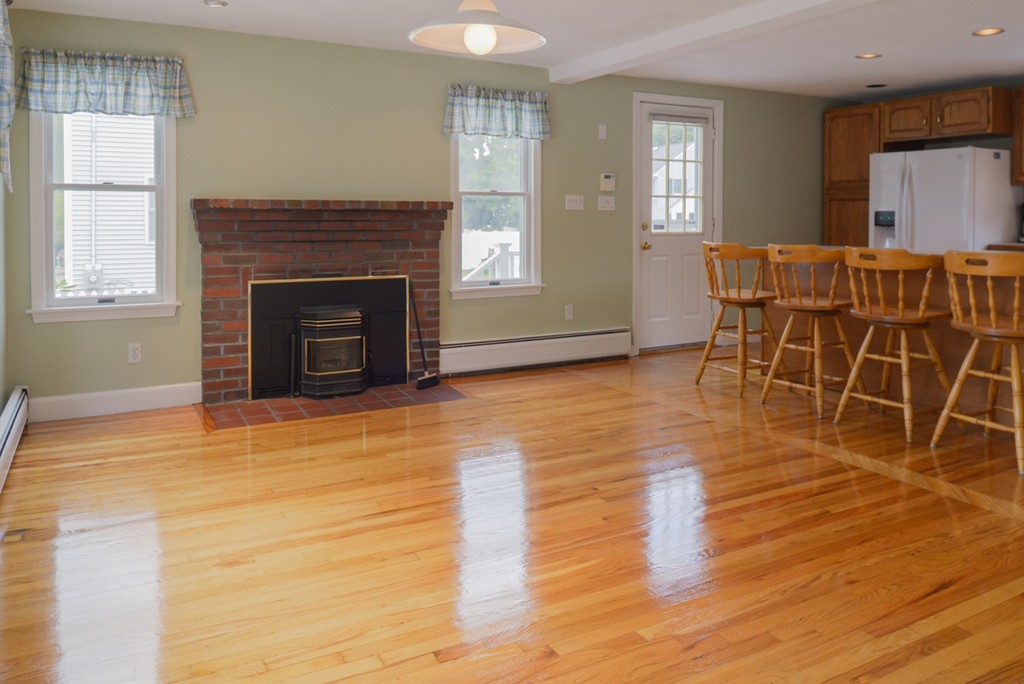 24 Rainbow Road Peabody, MA 01960 - Photo 7 of 30 Gallery Image 7