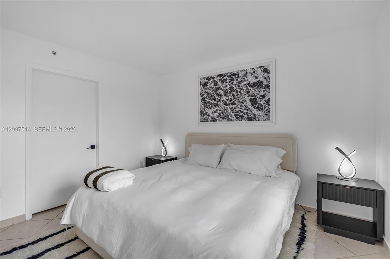 1401 Bay Road, Unit 409 Miami Beach, FL 33139 - Photo 14 of 26 Gallery Image 14