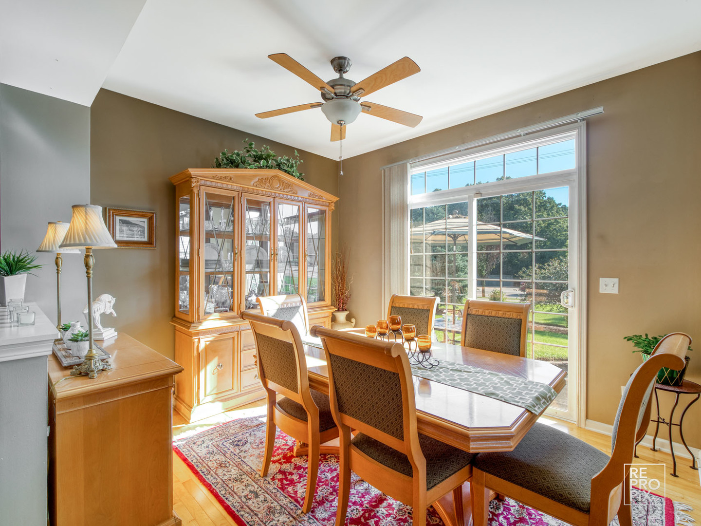 833 Oak Hollow Road Crystal Lake, IL 60014 - Photo 2 of 18