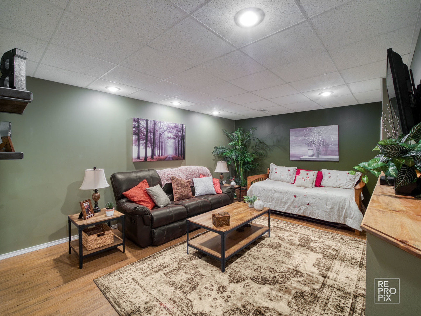 833 Oak Hollow Road Crystal Lake, IL 60014 - Photo 14 of 18