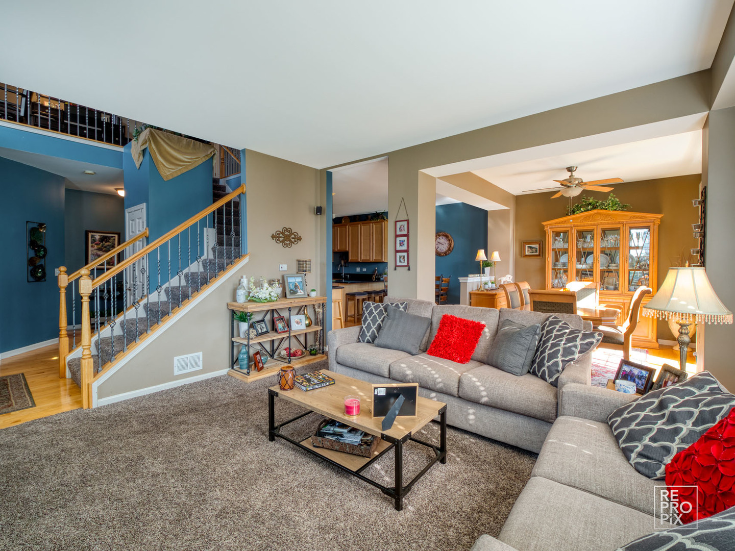 833 Oak Hollow Road Crystal Lake, IL 60014 - Photo 5 of 18