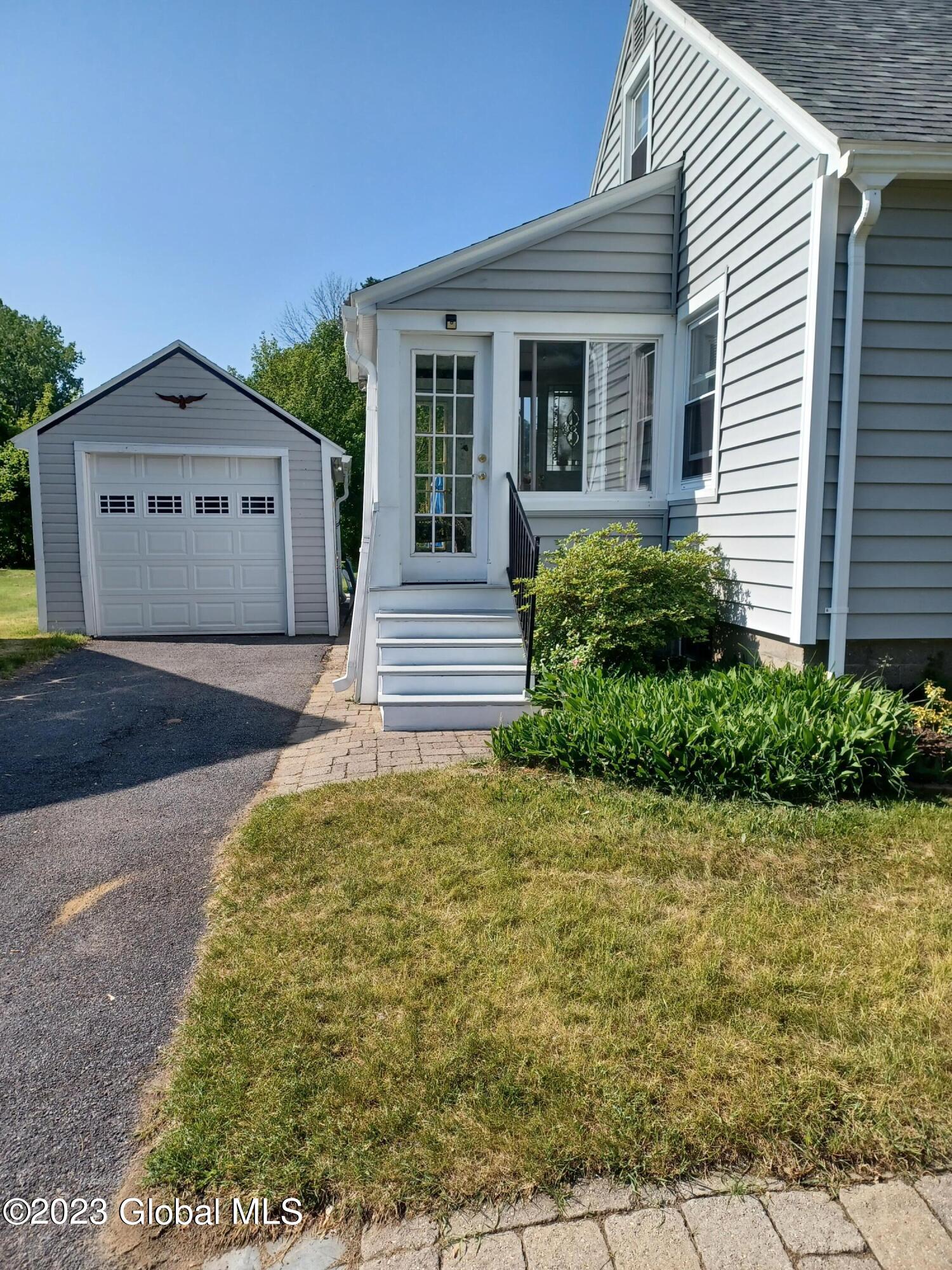 56 New Shaker Road Colonie, NY 12205 - Photo 2 of 33 20230530_091443