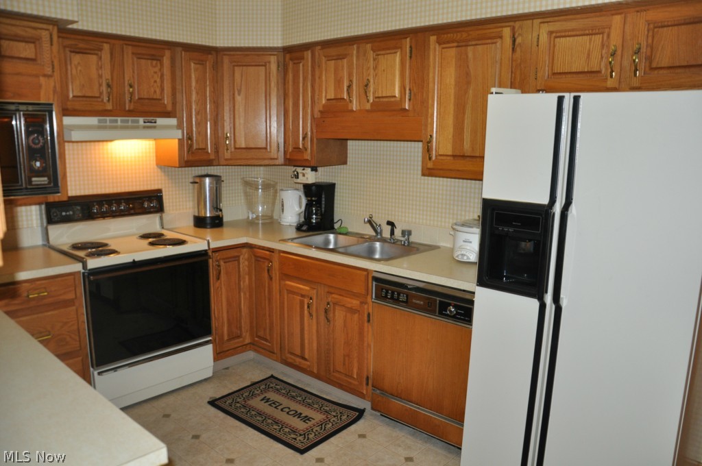 4185 Granger Road Akron, OH 44333 - Photo 20 of 25