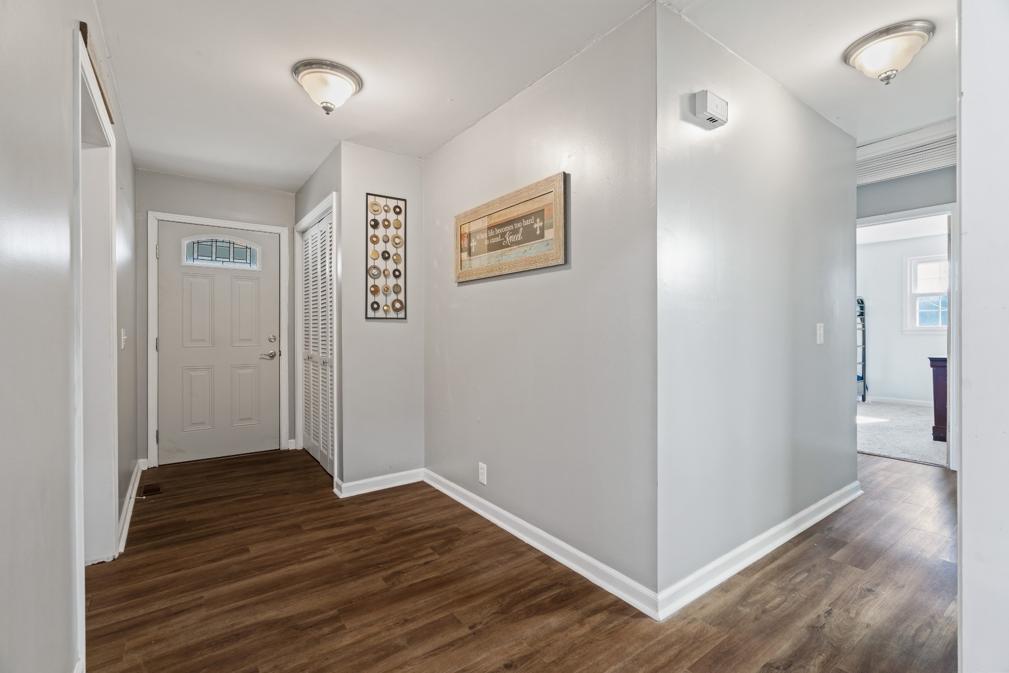 1630 McCrary Road Lebanon, TN 37090 - Photo 7 of 46 a view of a hallway with wooden floor
