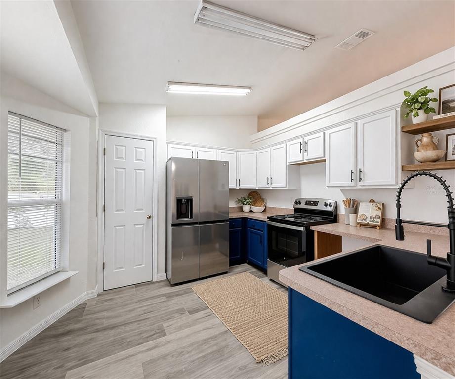 13117 Southwest 33rd Terrace Ocala, FL 34473 - Photo 7 of 26